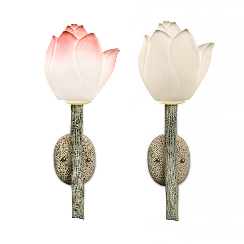  Lotus Flower Sconce ̆ ̆      | Loft Concept 