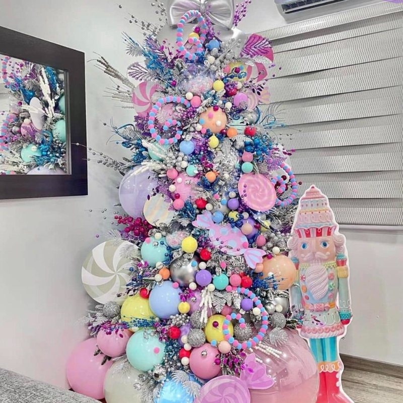 Дизайнерская Елка Премиум с Ярким Розовым Декором Christmas Tree Fun Game