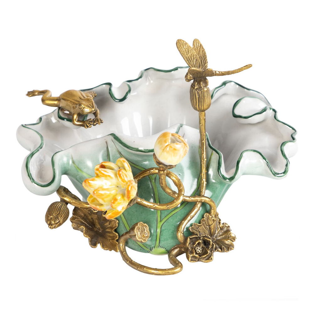 Чаша фигурная с обитателями леса и цветами Eden Garden 19100₽