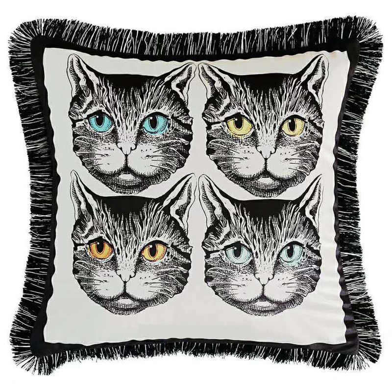 

Декоративная подушка с вышивкой Cтиль Gucci Four Cats White