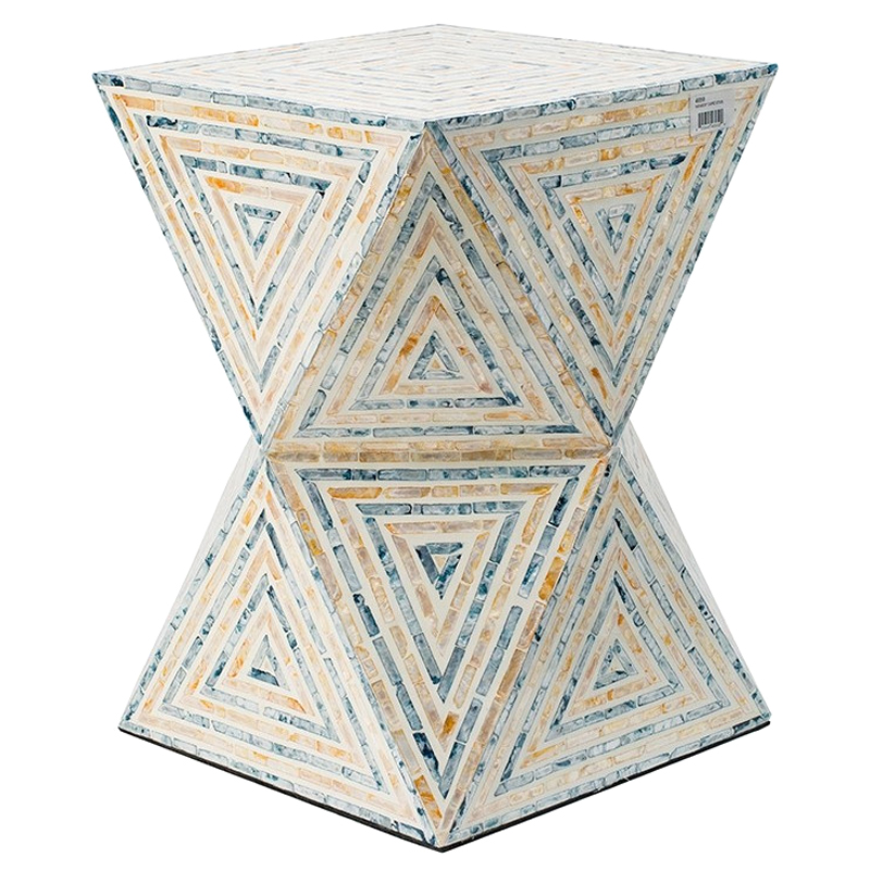 

Приставной Стол Bone Inlay с мозаичным рисунком из раковин устриц в светлых тонах