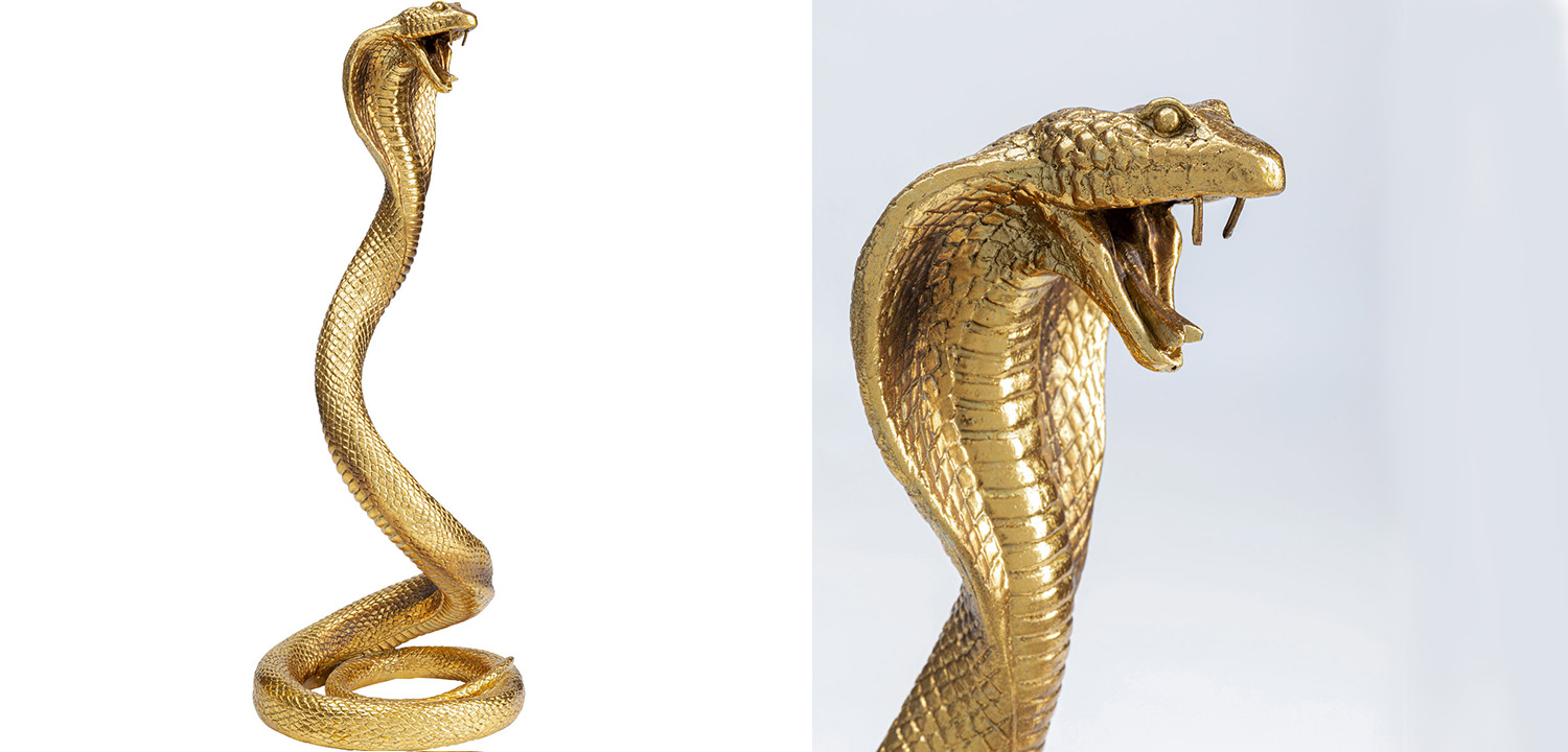 Golden cobra 100 записи приватов. Gold Cobra. АМР Кобра золото. Игрушка Золотая Кобра. Королевская Кобра на золоте.