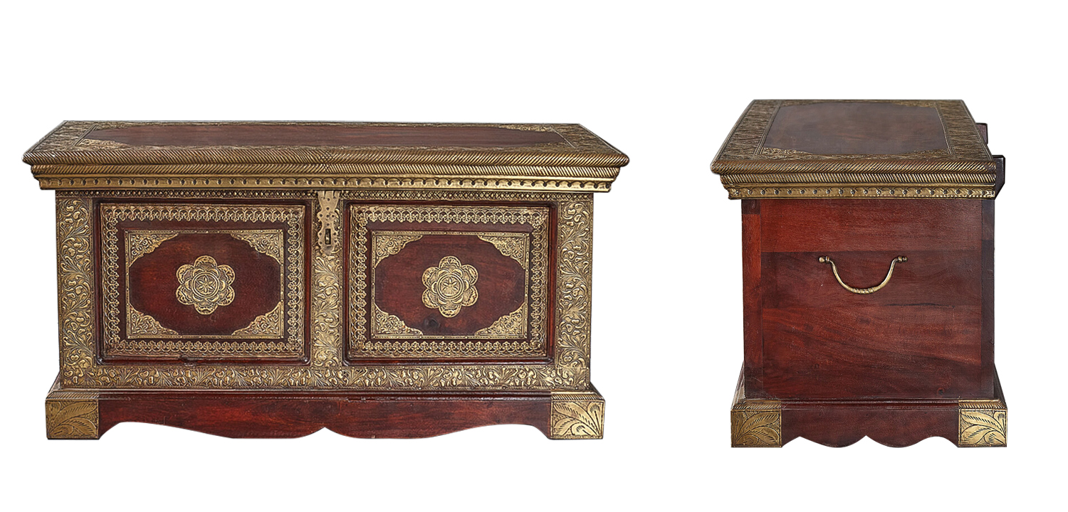 Сундук с латунной чеканкой Kanta Indian Inlaid Chest - фото №1
