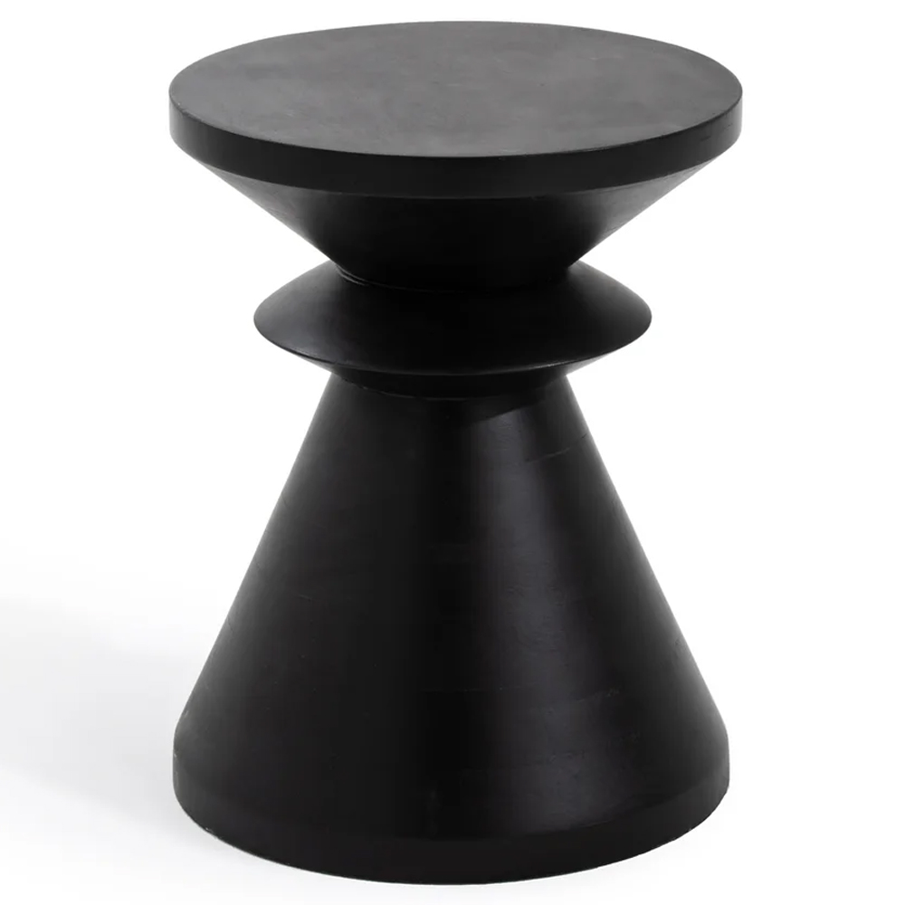 

Черный приставной столик из массива AMORPHOUS