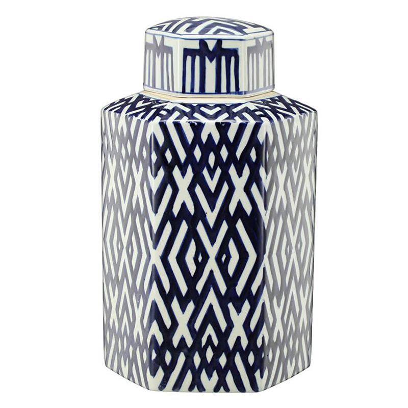 Ваза с крышкой и графическим узором в сине-белых цветах Blue & White Ornament Белый Синий Ваза с крышкой и графическим узором в сине-белых цветах Blue & White Ornament Белый Синий в Москве | Loft Concept