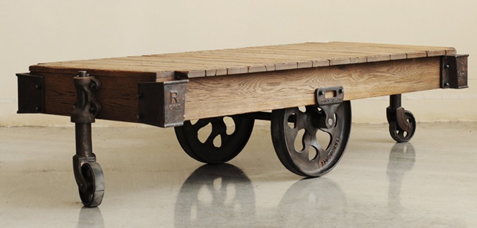 Кофейный стол на колесах Factory Cart Coffee Table Кофейный стол на колесах Factory Cart Coffee Table - Loft-Concept