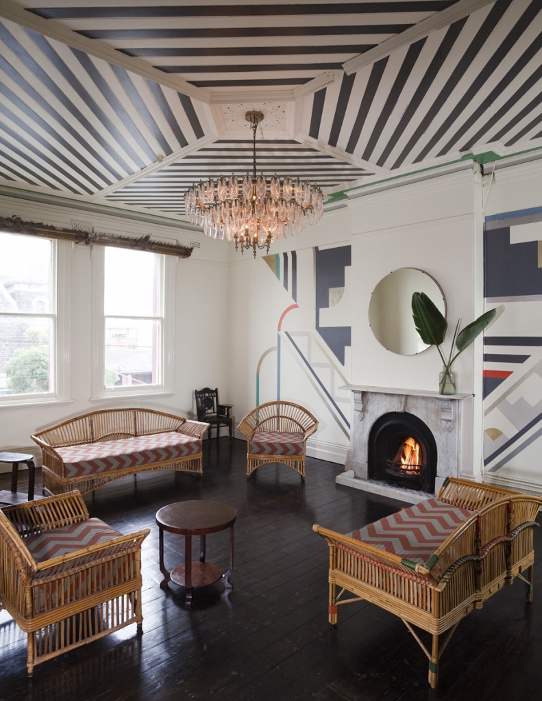 Art-Deco-Interior-Design-for-Living-Room.jpg