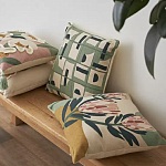 Подушка декоративная зеленого цвета с геометрическим рисунком Divine Abstractions варинант исполнения - 5 | Loft Concept в Москве