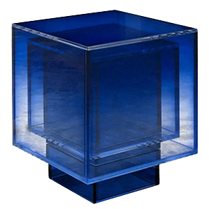 Синий приставной стол из акрила Blue Cube Acrylic Side Table