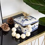 Фарфоровая шкатулка с бронзовой стрекозой Blue and White варинант исполнения - 7 | Loft Concept в Москве