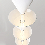 Подвесной светильник светодиодный в виде ряда белых металлических конусов  Herringbone варинант исполнения - 5 | Loft Concept в Москве