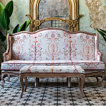 Банкетка из массива бука бежевая с растительным орнаментом Raffael Beige Floral Banquette варинант исполнения - 4 | Loft Concept в Москве