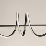 Люстра линейная черного цвета с волнообразным металлическим элементом Luke Lampco Tracer Lamp варинант исполнения - 3 | Loft Concept в Москве