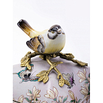 Шкатулка фиолетового цвета с рисунком бабочек и крышкой с фигуркой птицы на ветке Eden Garden варинант исполнения - 4 | Loft Concept в Москве