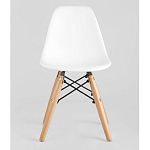 Пластиковый стул на ножках из массива бука Eames Small White варинант исполнения - 4 | Loft Concept в Москве