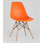 Пластиковый стул на ножках из массива бука Eames Orange варинант исполнения - 1 | Loft Concept в Москве