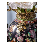 Ваза из фарфора черная с цветочной росписью и бронзовыми элементами Spring Garden варинант исполнения - 5 | Loft Concept в Москве