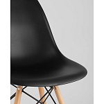 Пластиковый стул на ножках из массива бука Eames Black варинант исполнения - 2 | Loft Concept в Москве