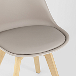 Стул с основой из пластика и мягким сиденьем Arvika Beige варинант исполнения - 7 | Loft Concept в Москве