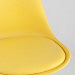 Стул с основой из пластика и мягким сиденьем Arvika Yellow варинант исполнения - 8 | Loft Concept в Москве