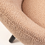 Кресло розовое с обивка из искусственного каракуля Iconic Creation варинант исполнения - 2 | Loft Concept в Москве