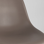 Пластиковый стул на ножках из массива бука Eames Cappuccino варинант исполнения - 8 | Loft Concept в Москве