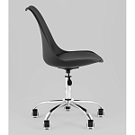 Офисный стул на металлическом основании EGGERY Black пластик варинант исполнения - 4 | Loft Concept в Москве