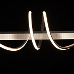 Люстра линейная черного цвета с волнообразным металлическим элементом Luke Lampco Tracer Lamp варинант исполнения - 4 | Loft Concept в Москве