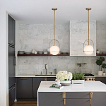 Подвесной светильник с белым плафоном в форме шара в арочной подвеске Hinkley варинант исполнения - 19 | Loft Concept в Москве