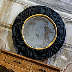 Зеркало в черной фактурной раме с золотым кантом Summon the Light варинант исполнения - 5 | Loft Concept в Москве