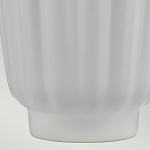 Настольная лампа с белым конусным абажуром и ребристым керамическим основанием Quintiesse варинант исполнения - 6 | Loft Concept в Москве