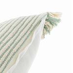 Чехол на подушку мятного цвета с бахромой и объемным узором Ethnic mix варинант исполнения - 3 | Loft Concept в Москве