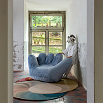 Дизайнерское плюшевое кресло в форме руки голубое Poltronova Joe Plush Baby Blue Armchair варинант исполнения - 4 | Loft Concept в Москве