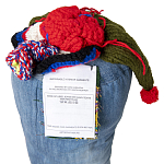 Подушка из джинсовой одежды и вязания Heart&Brain варинант исполнения - 3 | Loft Concept в Москве