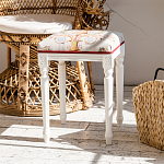 Банкетка одноместная из массива бука бежевая с растительным орнаментом Raffael Beige Floral Banquette варинант исполнения - 7 | Loft Concept в Москве