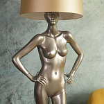 Лампа MANNEQUIN LAMP с абажуром руки на талии варинант исполнения - 8 | Loft Concept в Москве