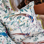 Подушка декоративная с изображением птицы в саду Beige Chinoiserie Birds in the Garden Cushion варинант исполнения - 2 | Loft Concept в Москве