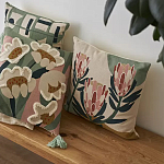 Подушка с цветочным принтом Blooming Elegance Lily варинант исполнения - 7 | Loft Concept в Москве