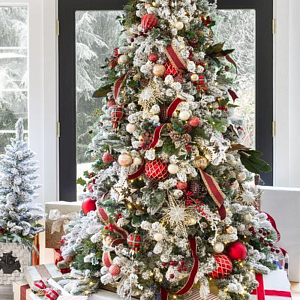 Дизайнерская Ель с Красным Декором Christmas Tree Christmas British Style