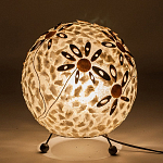 Настольная лампа из перламутра на металлическом каркасе Indonesian Ball варинант исполнения - 4 | Loft Concept в Москве