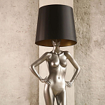 Лампа MANNEQUIN LAMP с абажуром руки на талии варинант исполнения - 4 | Loft Concept в Москве