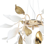 Люстра подвесная с белыми матовыми и золотыми глянцевыми листьями Wintery flovers варинант исполнения - 3 | Loft Concept в Москве