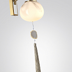 Бра с шарообразным плафоном из белого стекла с подвеской из камня Agatelle варинант исполнения - 5 | Loft Concept в Москве