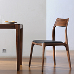 Стул деревянный с мягким сиденьем из черной натуральной кожи Moon Walnut Furniture варинант исполнения - 5 | Loft Concept в Москве