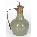 Кувшин зеленого цвета из фарфора с бронзовой крышкой и изогнутой ручкой Eden Garden porcelain and bronze варинант исполнения - 1 | Loft Concept в Москве