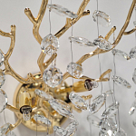 Бра золотого цвета с декоративными ветвями и прозрачными подвесками в форме листьев Droplet Chandelier варинант исполнения - 4 | Loft Concept в Москве