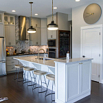 Подвесной светильник с круглым белым плафоном в индустриальном стиле Feiss варинант исполнения - 7 | Loft Concept в Москве