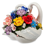 Статуэтка фарфоровая Лебеди с цветами Charming Statuette варинант исполнения - 1 | Loft Concept в Москве