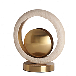 Настольная лампа с бежевым текстурным кольцом и латунным шаром в центре Tactile   варинант исполнения - 1 | Loft Concept в Москве