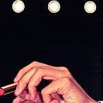 Штора Seletti Lipstick Black варинант исполнения - 1 | Loft Concept в Москве